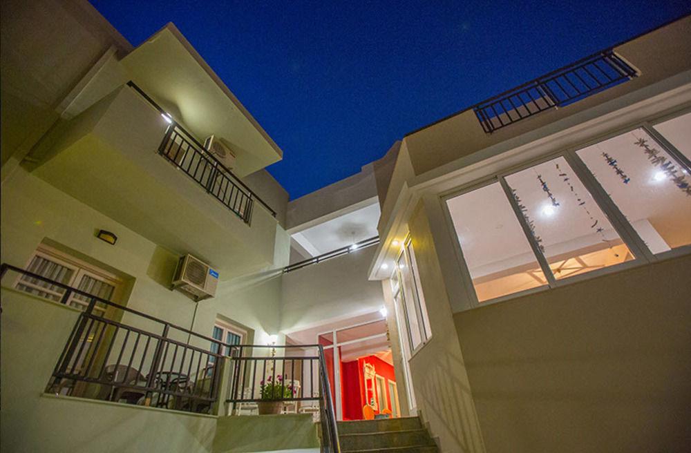 Malia Central Apartments Ngoại thất bức ảnh